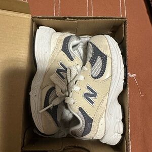New Balance Kids Cream and Gray Sneakers